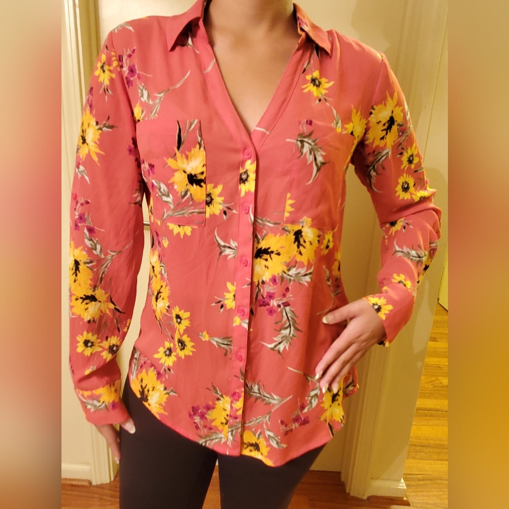 Express Portofino flowered blouse